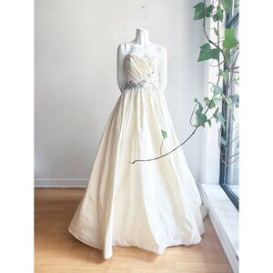 Vintage  Jim Hjelm Ivory SILK Strapless Ball Wedding Gown 12
